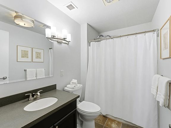 4th image of 1364 W Stillwater Dr Unit 2017