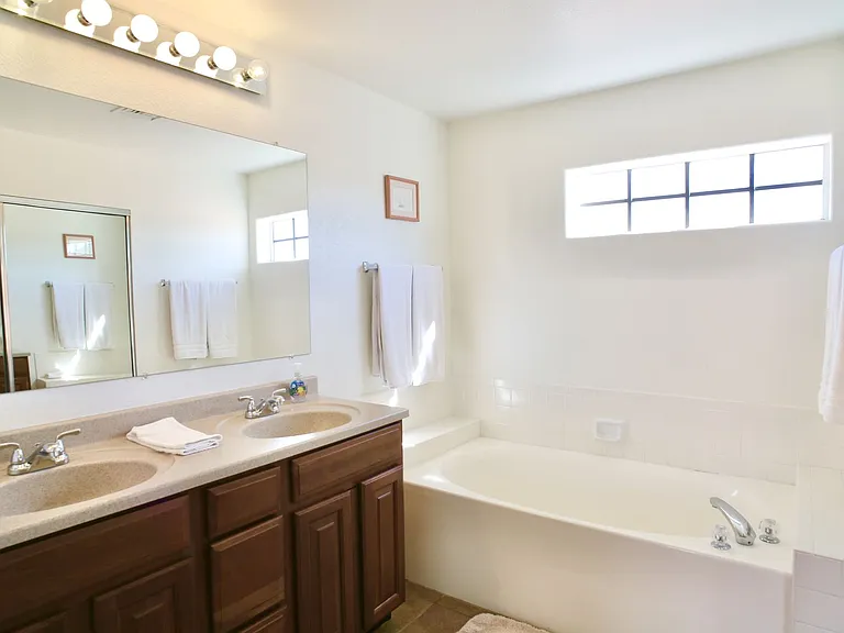 5258 N Adobe Cir — Photo 33