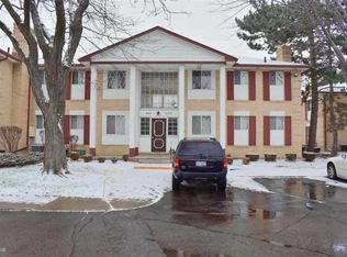 29216 Gloede Dr #145, Warren, MI 48088