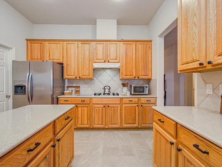 17611 Emerald Garden Ln — Photo 18