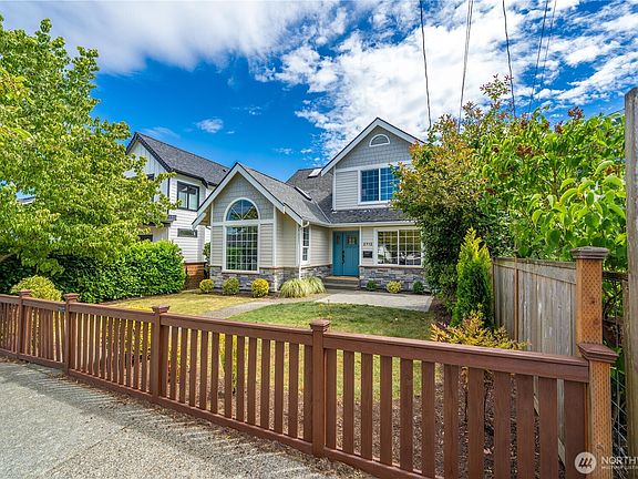 2nd image of 2712 57th Avenue SW