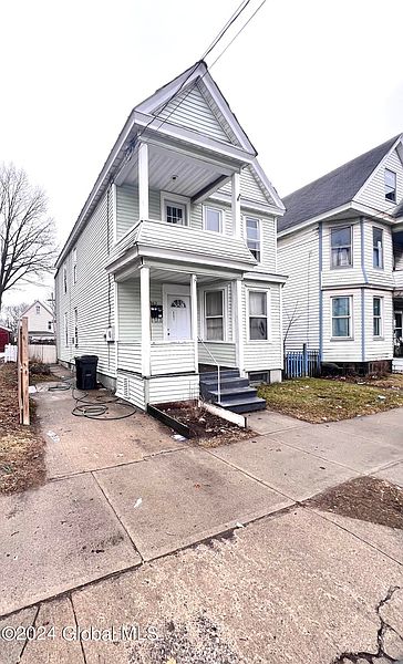 2nd image of 962 Strong Street