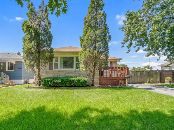 7642 Montana Ave, Hammond, IN 46323
