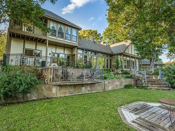 4th image of 3209 Creekbend Dr
