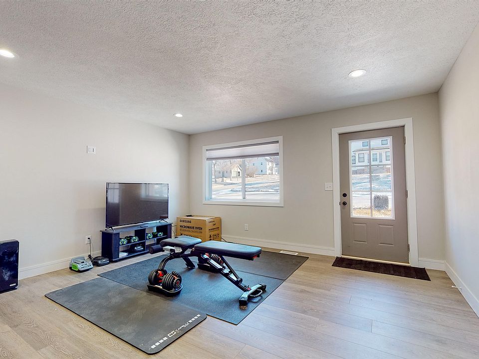 137 N Elm St, Leigh, NE 68643 Zillow