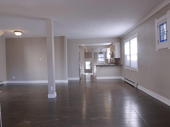 5th image of 1018 S Race St