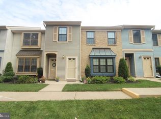 67 Wyndham Pl, Robbinsville, NJ 08691