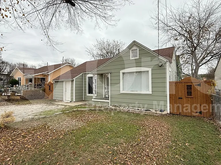 2246 Anson Rd — Photo 2