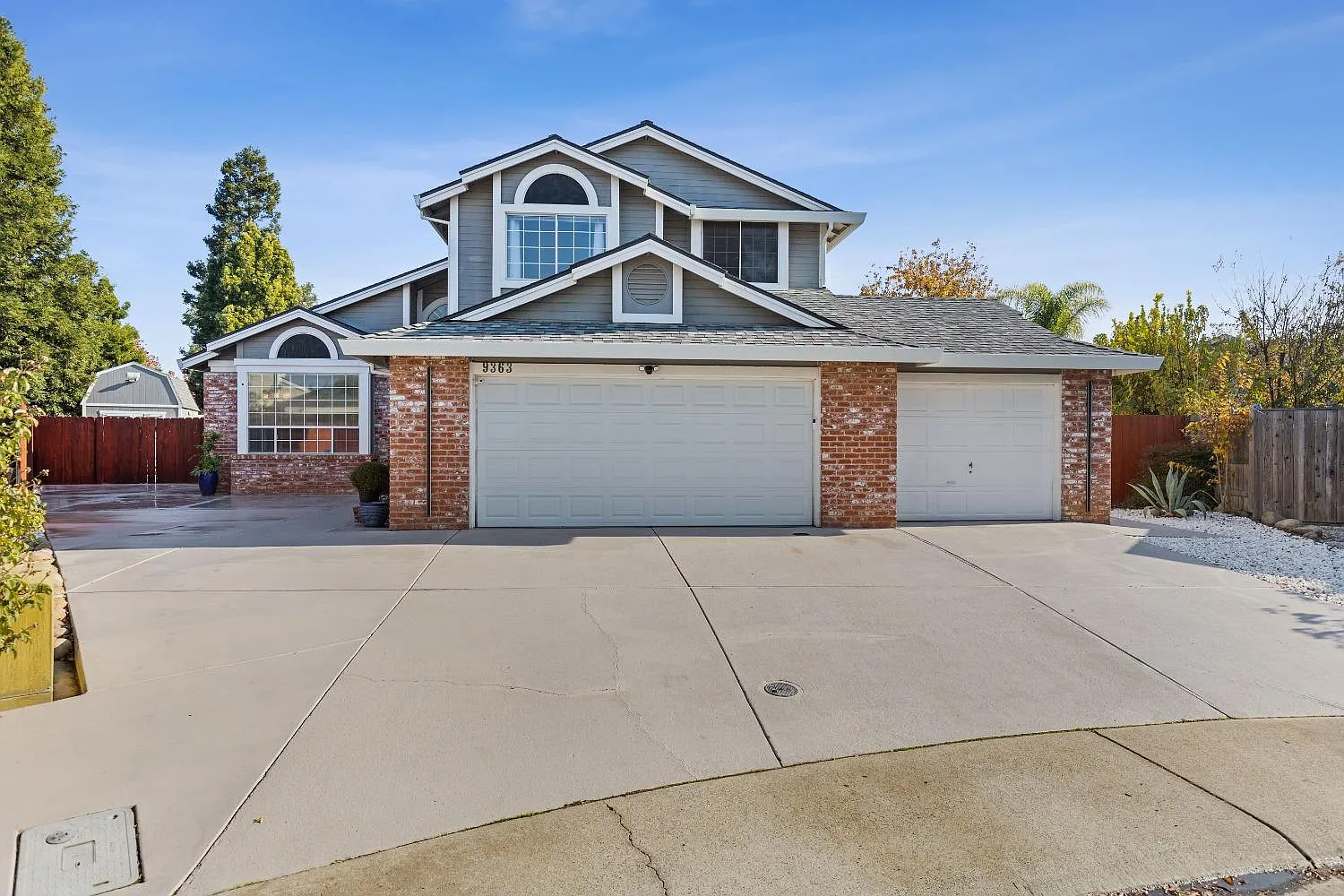 9363 Savin Pl photo 1