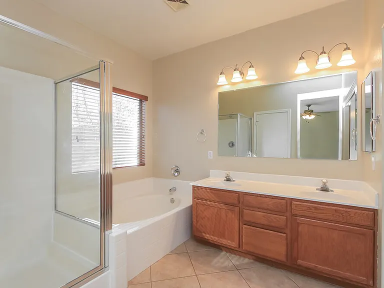 21299 E Lords Way — Photo 11