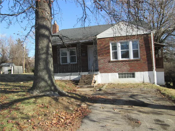 2633 Avie Dr, Saint Louis, MO 63136