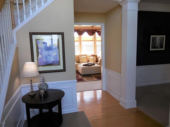 2nd image of 7111 Crystal View Dr SE