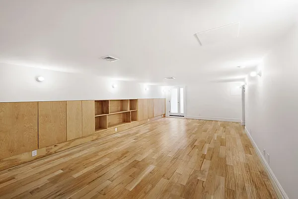 Sold by Town Residential | media 25