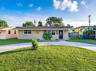 7950 NW 10th St, Hollywood, FL 33024