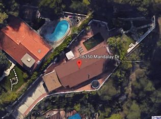 16350 W Mandalay Dr, Encino, CA 91436