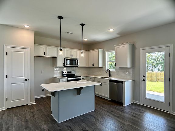 292 MH interior 2_09112024