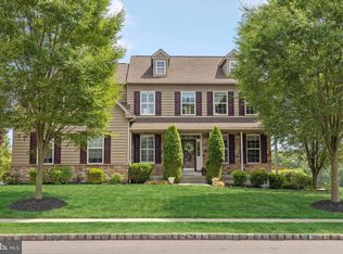532 Championship Dr, Harleysville, PA 19438