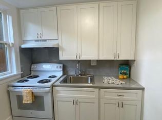 1251 Sunnyhills Rd, Oakland, CA 94610