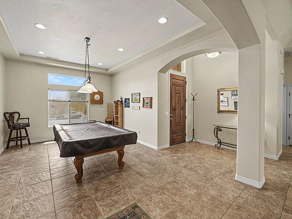 2nd image of 1683 N Great Basin Dr