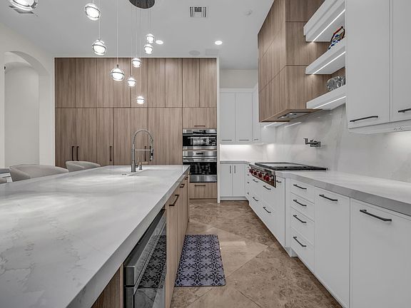 5th image of 7328 Ballantrae Court