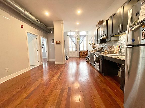 3rd image of 1001 S 4th St #8A