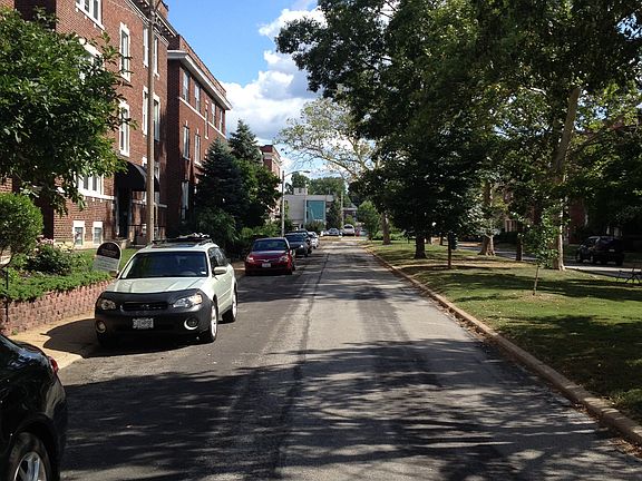 2nd image of 746 Heman Ave