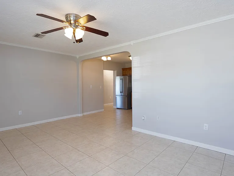 2714 Grand Cayman St — Photo 20
