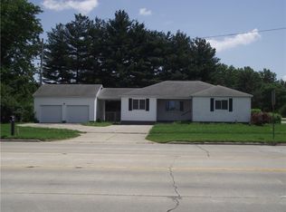 2512 S Banker St, Effingham, IL 62401