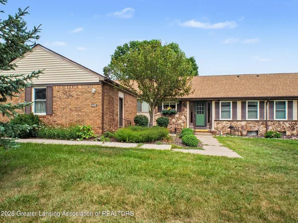 522 Red Cedar Blvd, Williamston, MI 48895
