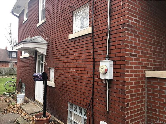 2nd image of 499 Prospect Ave