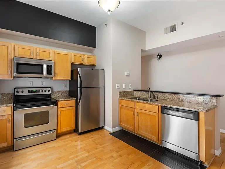 241 Granby St #40 — Photo 26