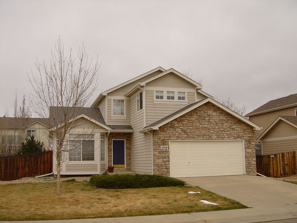 Immaculate newer home with GREAT Mountain Views.