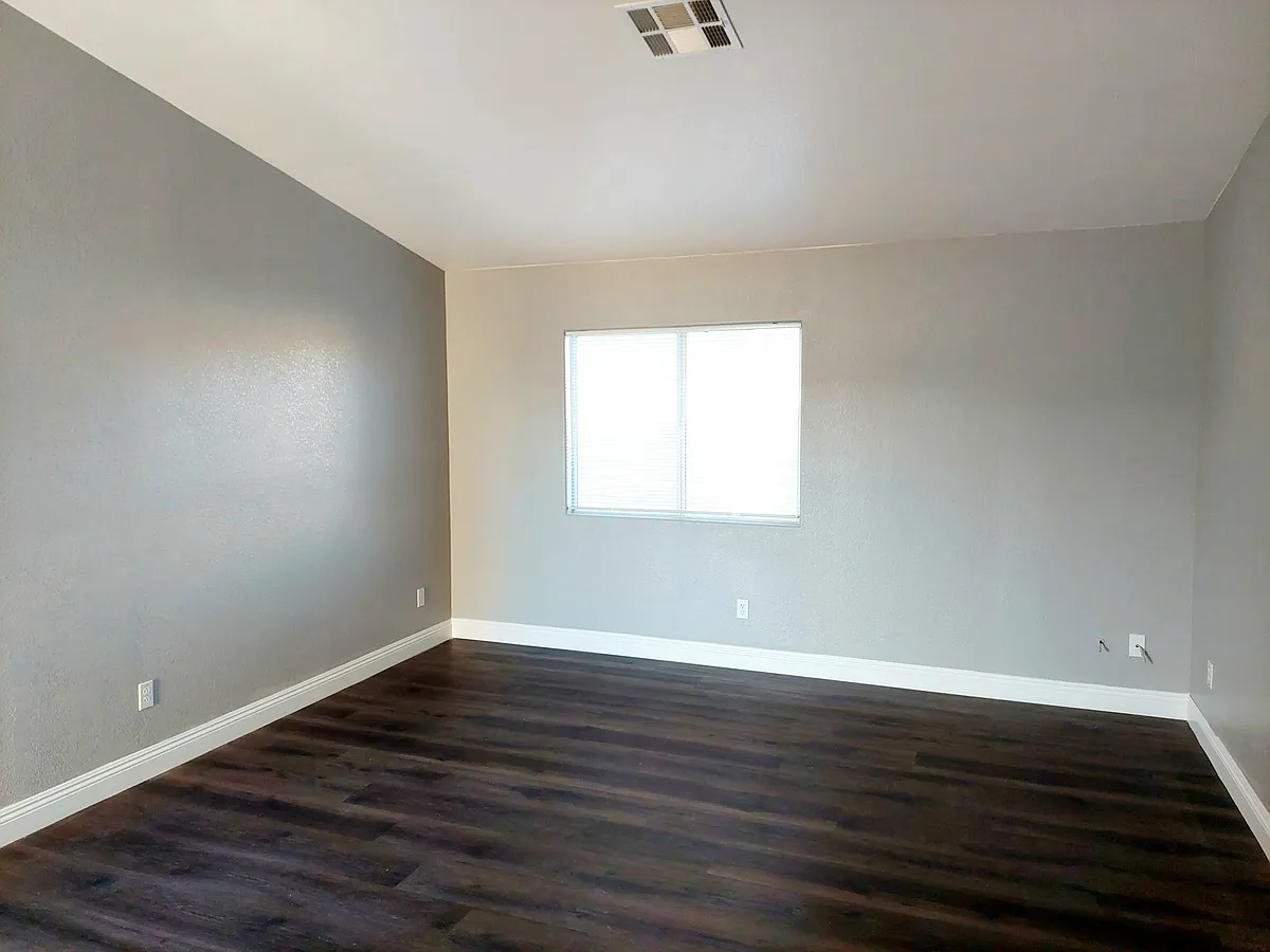 Building Photo - 522 Willowick Ave