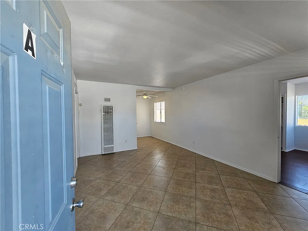 2 bed, 760 sqft, $1,675 — Photo 3