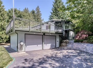 1414 Sunset Vis, Bremerton, WA 98310