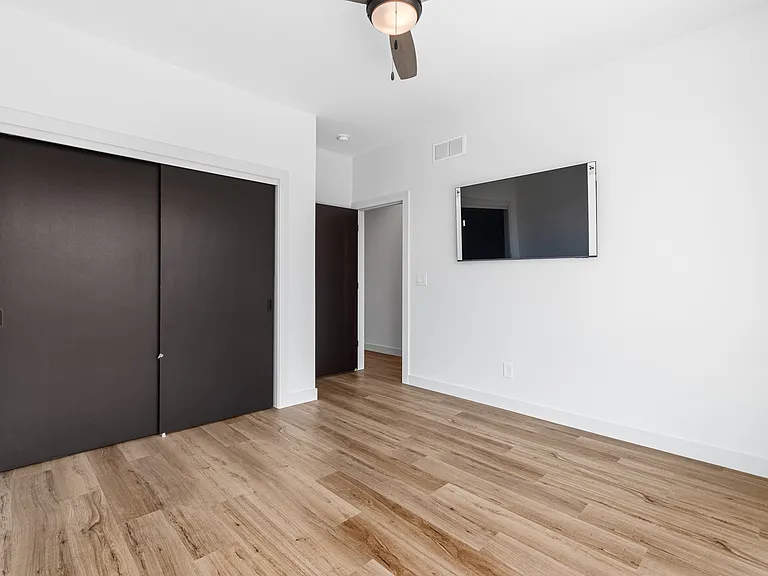 14 Lincoln Ave #4 — Photo 15