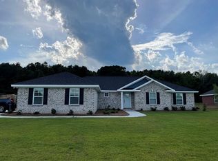 1290 Freeport Dr, Sumter, SC 29154