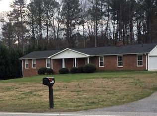 2730 Pete Shaw Rd, Marietta, GA 30066