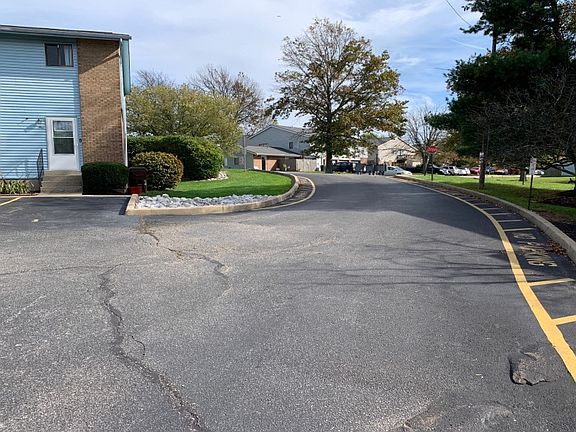 5th image of 4183 Elmwood Ct APT 25