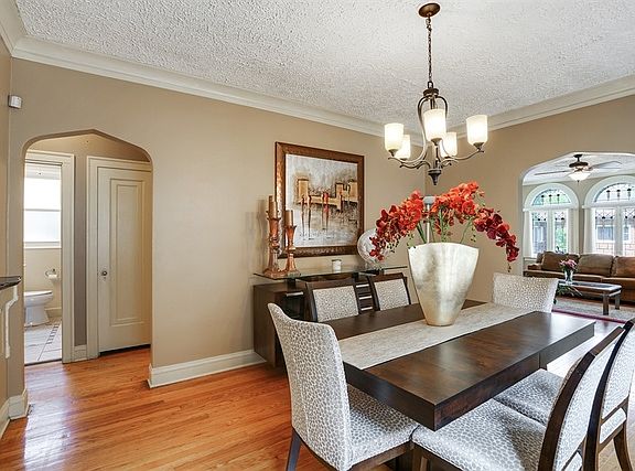 4th image of 7742 S Luella Ave