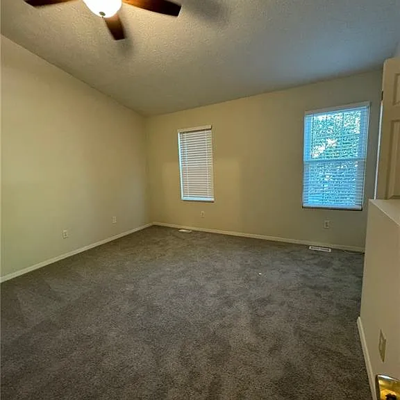 1306 Wedgewood Ct — Photo 15