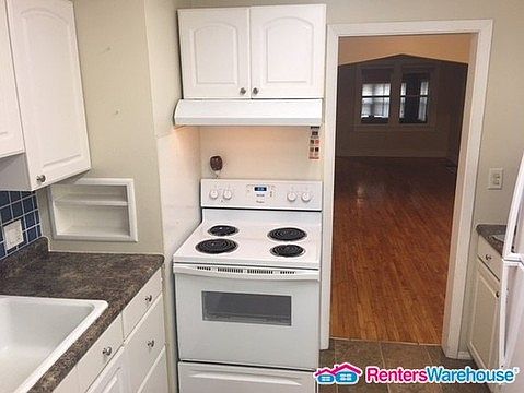3rd image of 3708 43rd Ave S