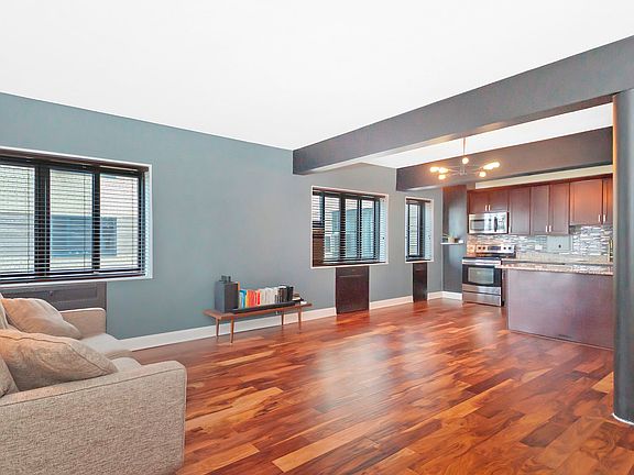 4th image of 5044 N Marine Dr APT B7