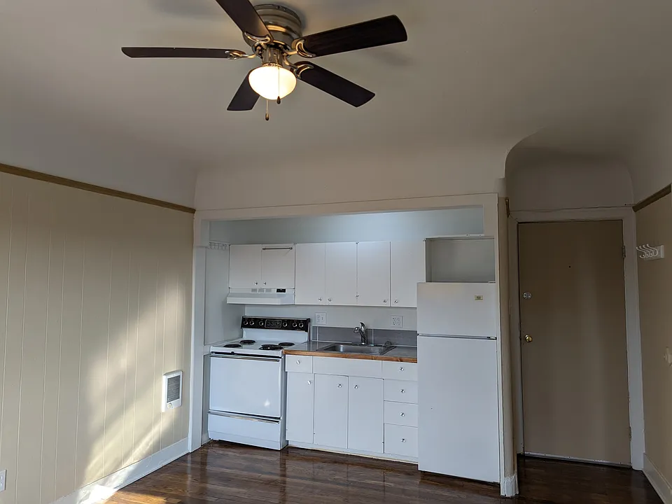 405 S 2nd St #204