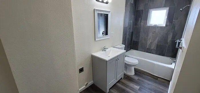 1 bed, 1.0 bath, 500 sqft, $1,100 — Photo 4