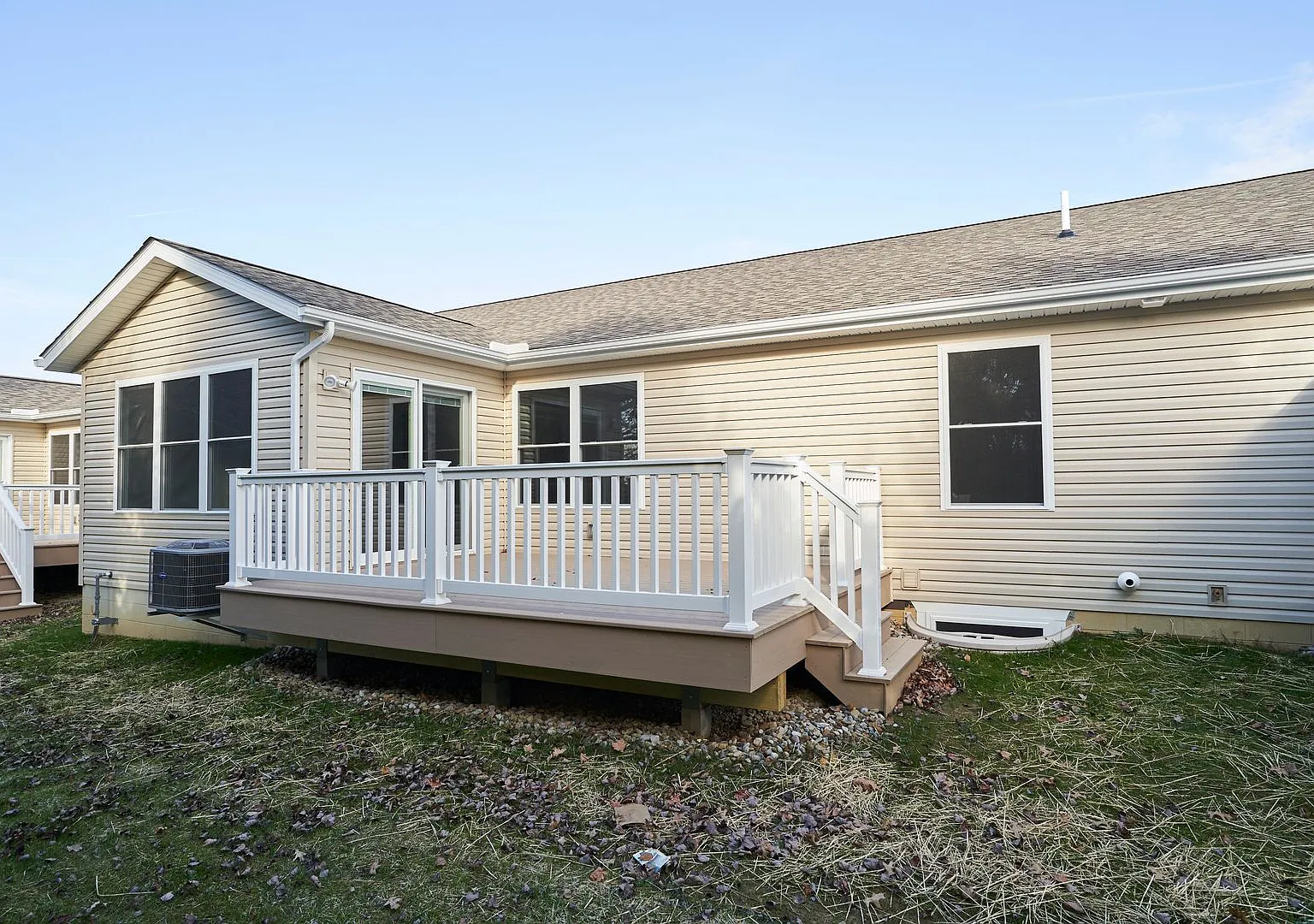 5048 Catawba Place Lane Seville — Photo 2