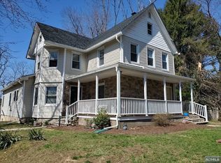 16 N Kinderkamack Rd, Montvale, NJ 07645