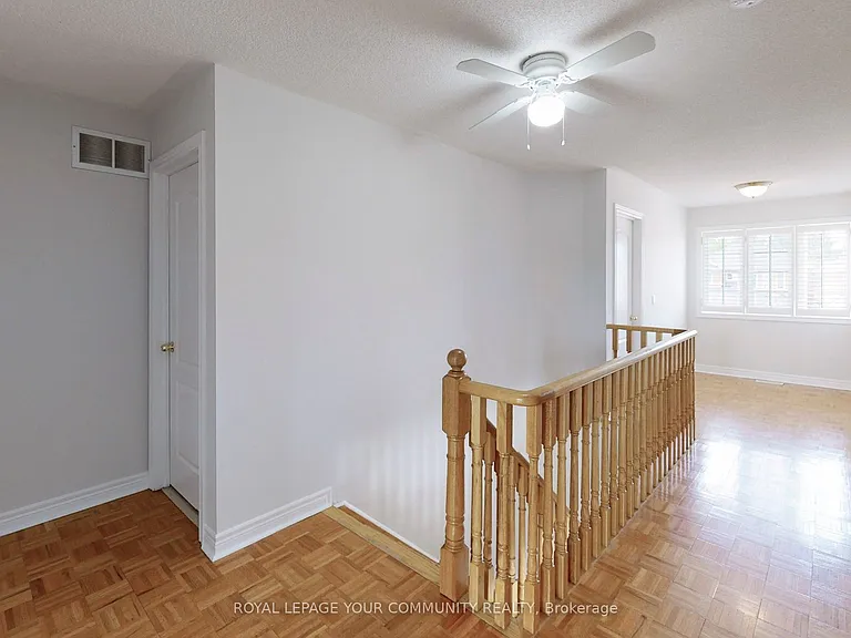 39 Lark Cres — Photo 18