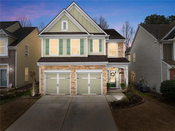 5725 Weddington Dr, Cumming, GA 30040
