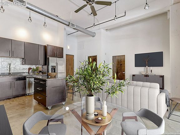 4th image of 831 S FLORES #2108